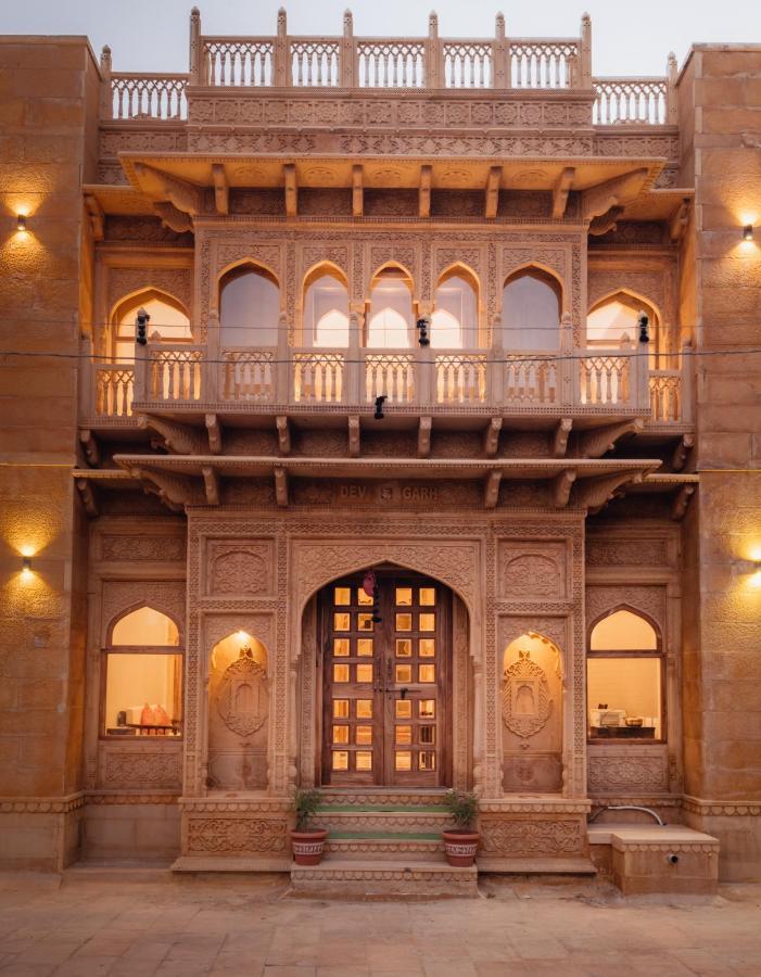 ג'איסלמר Hotel Dev Garh מראה חיצוני תמונה