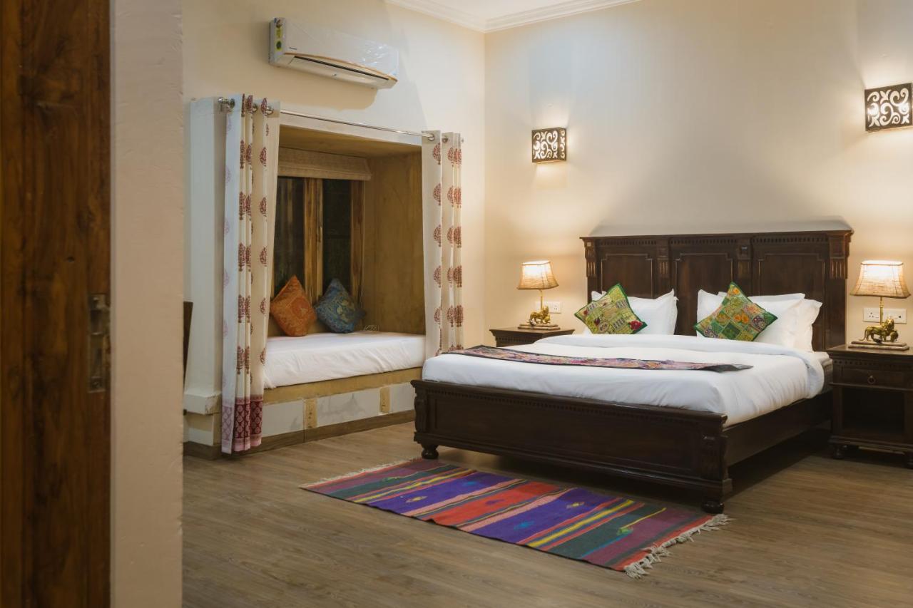 ג'איסלמר Hotel Dev Garh מראה חיצוני תמונה