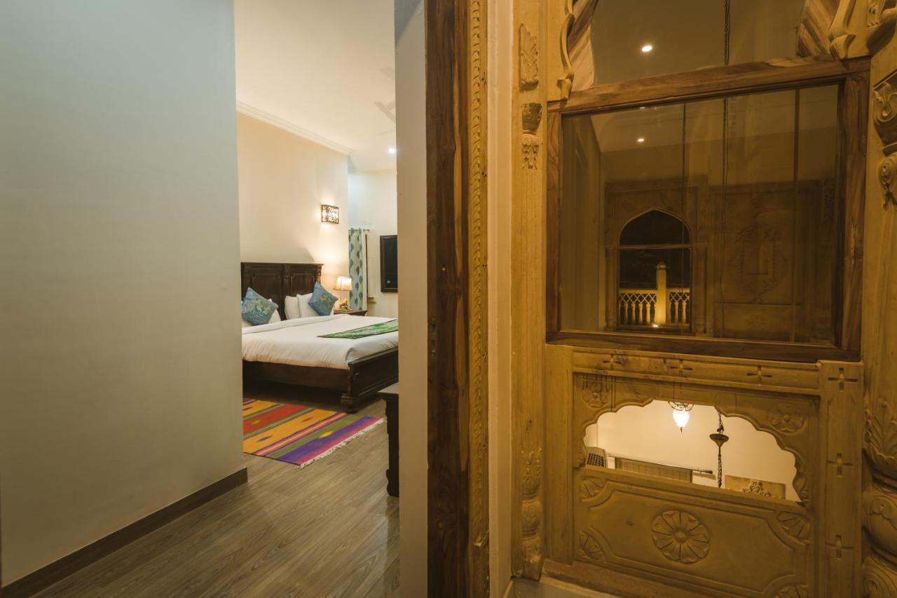 ג'איסלמר Hotel Dev Garh מראה חיצוני תמונה
